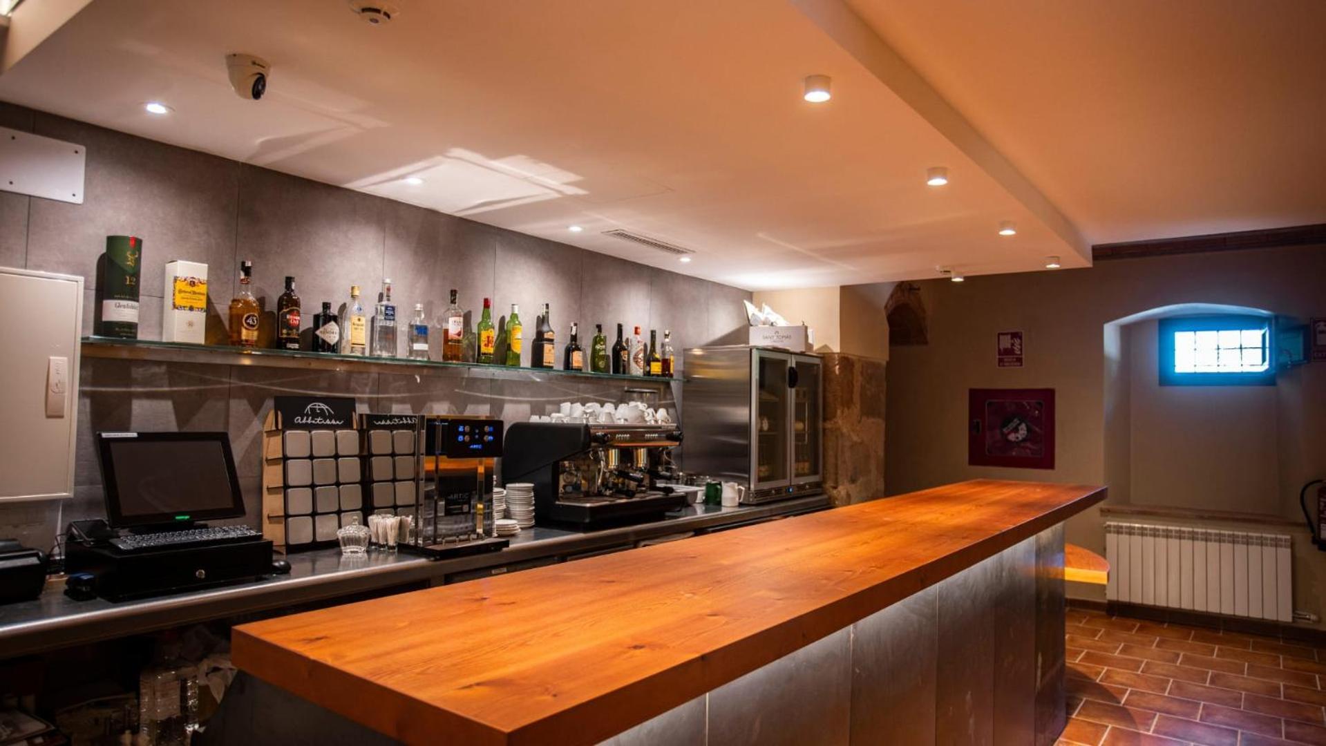 Abbatissa Hotel Restaurant Sant Joan de les Abadesses Buitenkant foto