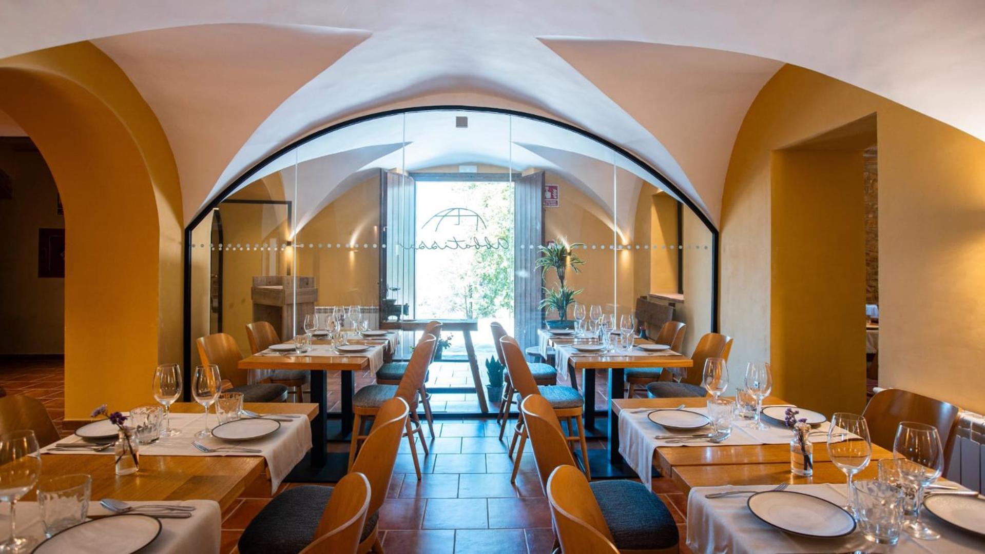 Abbatissa Hotel Restaurant Sant Joan de les Abadesses Buitenkant foto
