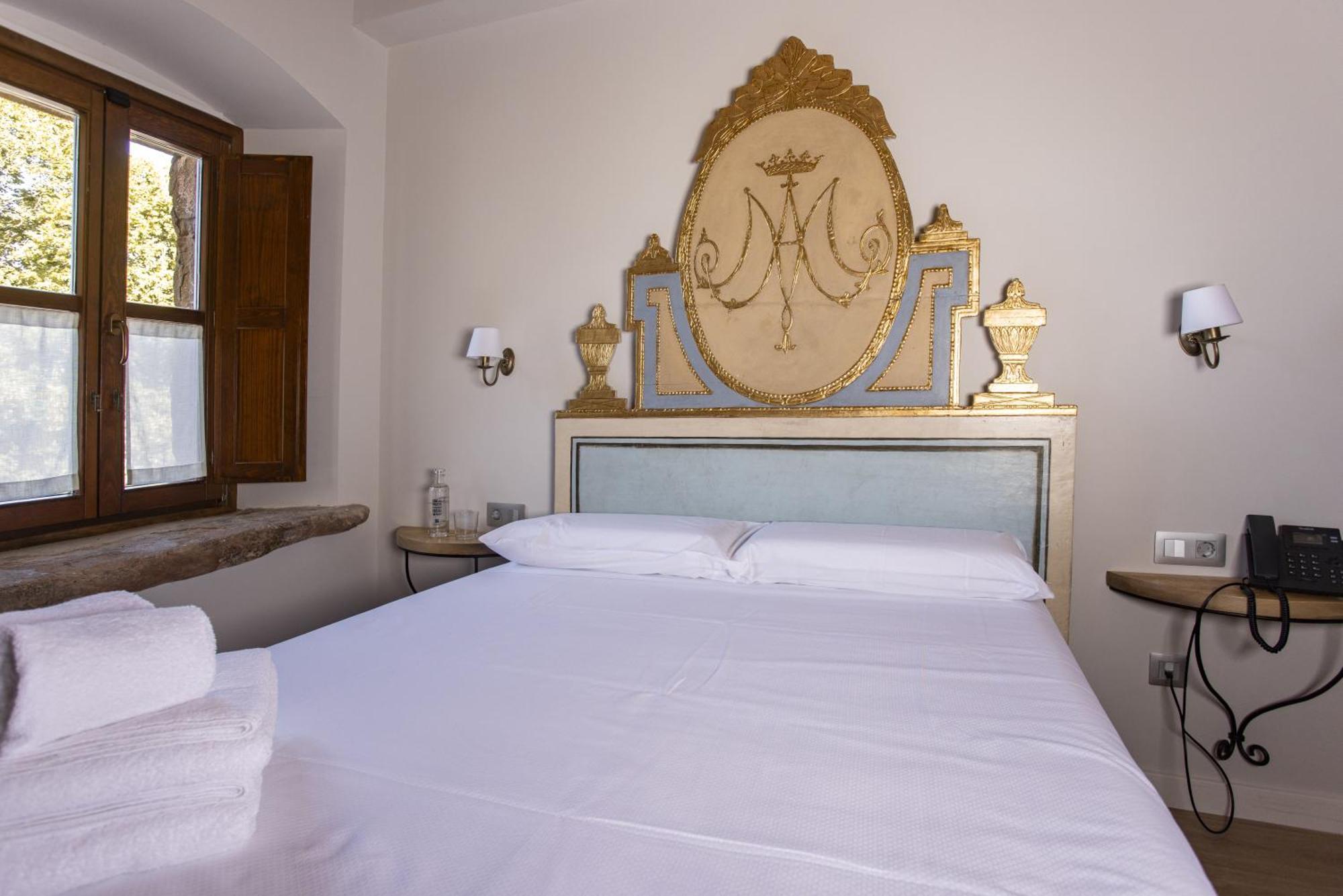 Abbatissa Hotel Restaurant Sant Joan de les Abadesses Buitenkant foto